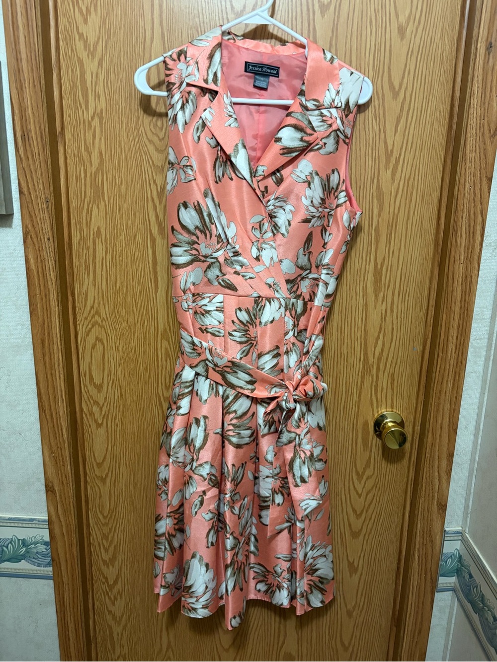 Jessica Howard Coral Floral Sleeveless Wrap Dress
